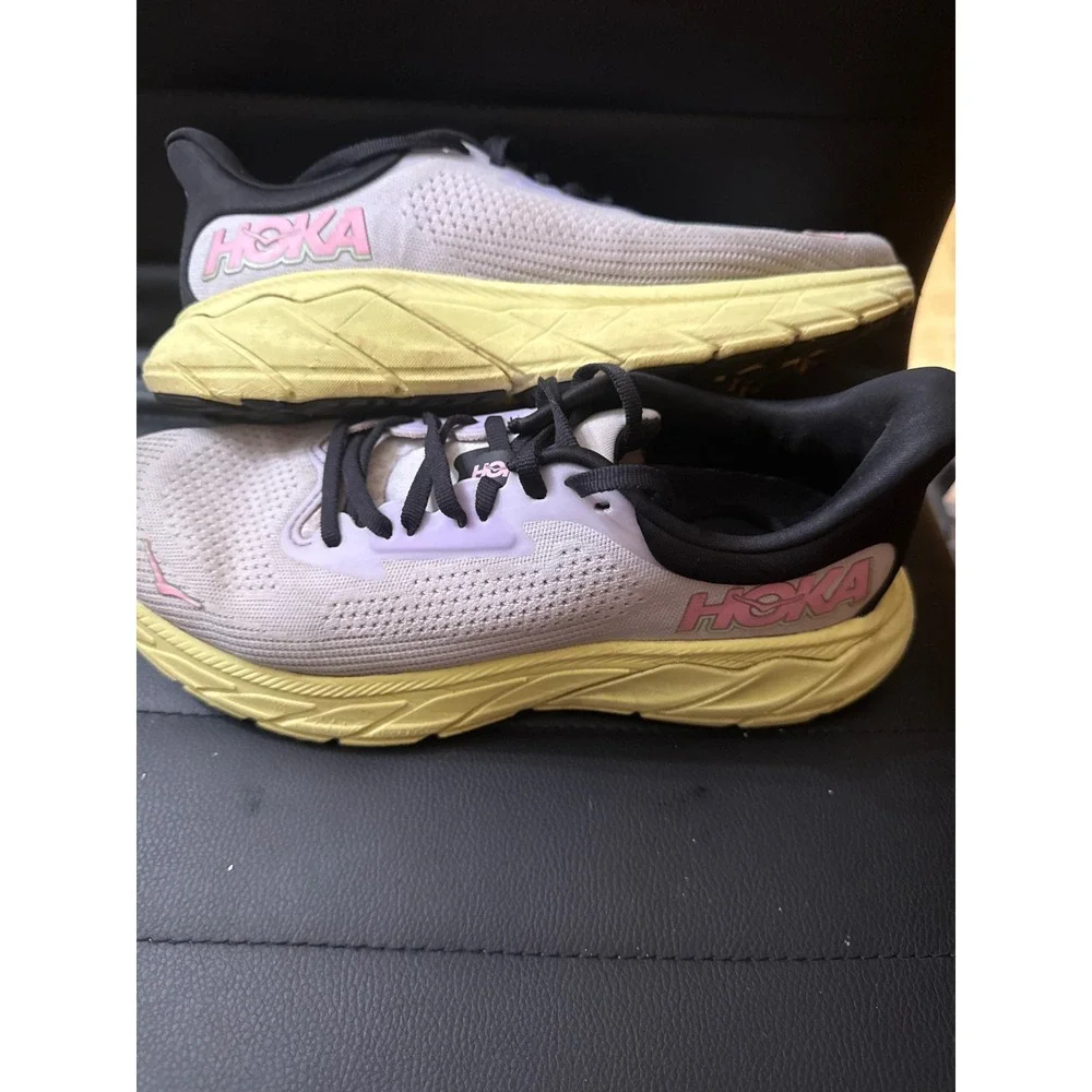 Hoka Arahi 7 Womens Running Shoes Starlight Glow / Yuzu Colorway Sz 8  Sneakers